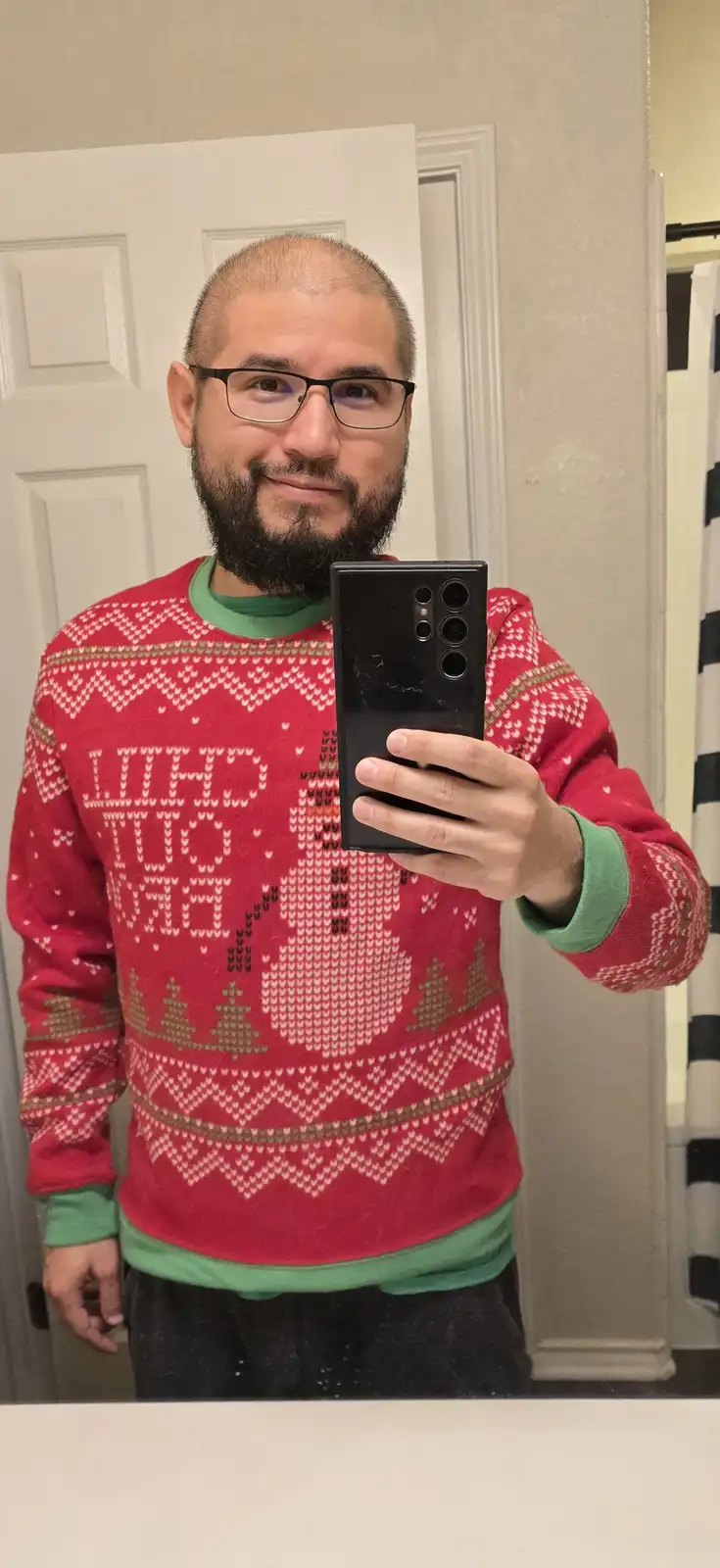 Celebrating Over a Decade on Imgur with My First Christmas Selfie
