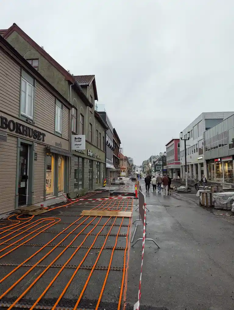 Innovative Street Heating Installation in Tromsø, July 2024