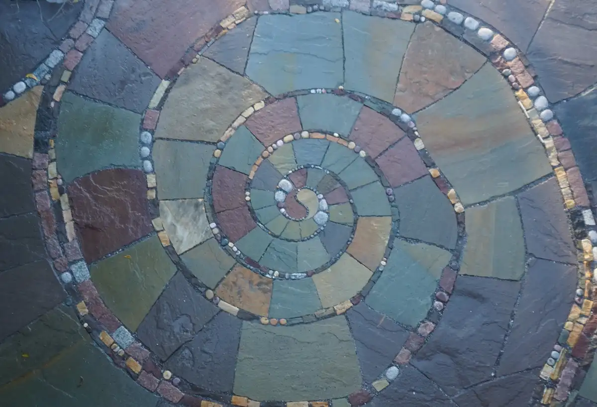 Just Finished: A Beautiful Spiral Flagstone Patio