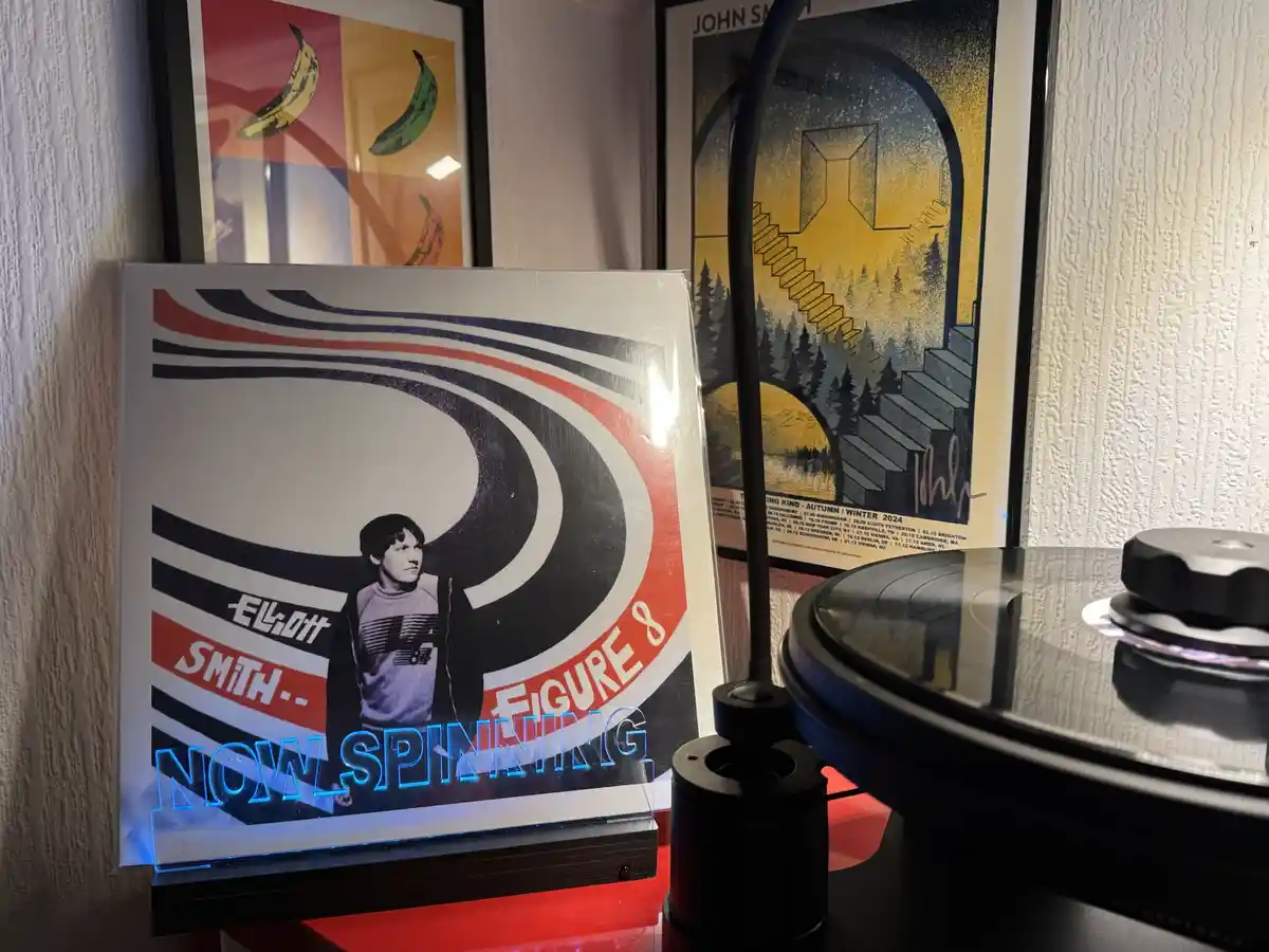 Elliott Smith's Masterpiece: Figure 8