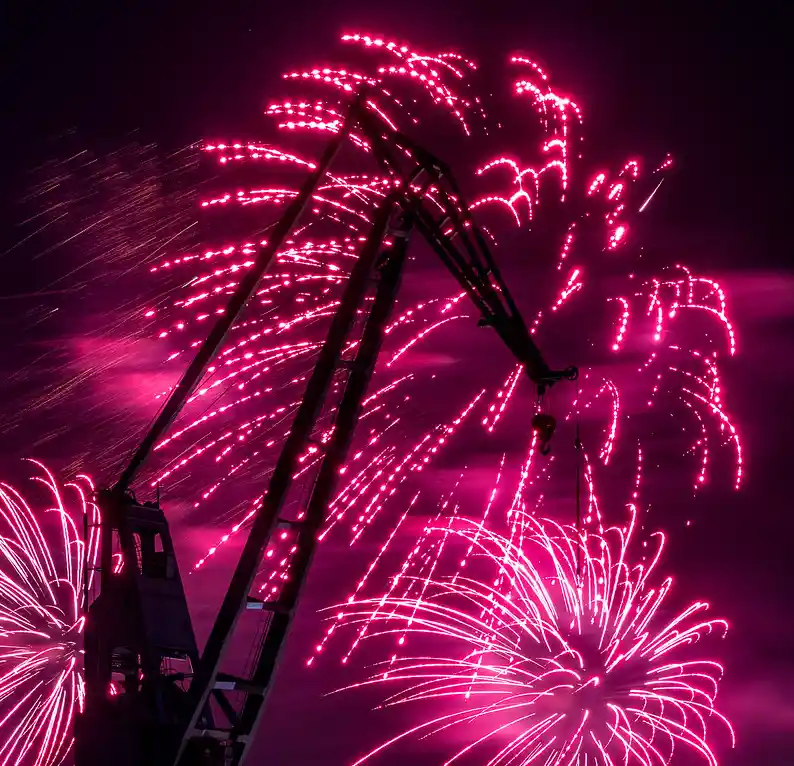 Spectacular Fireworks Lighting Up the Sky