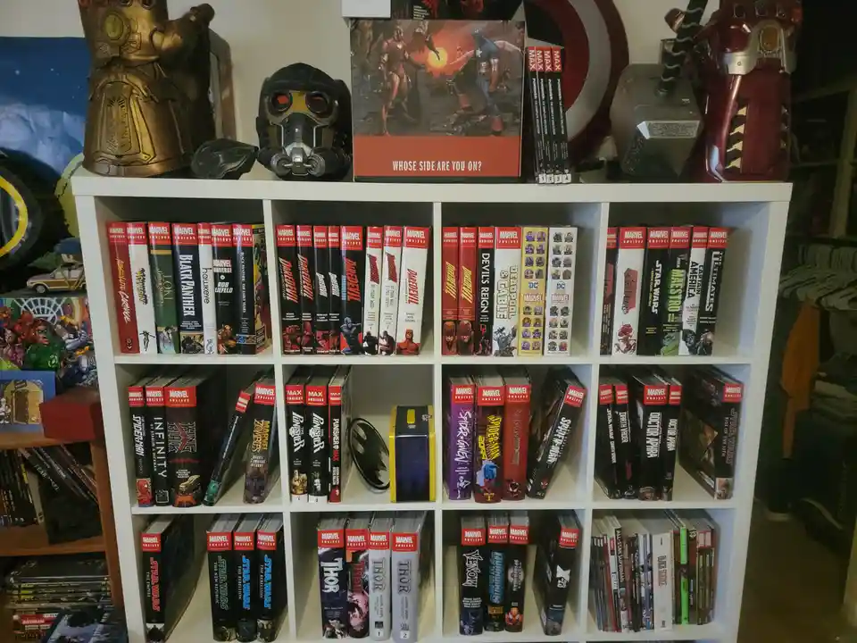 Exploring Marvel Omnis and hardcover collections.