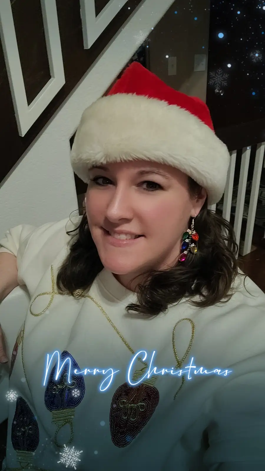 Capture the Moment with This Christmas Selfie!