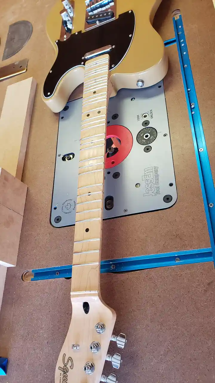 Exploring the Microtonal Telecaster with KGLW