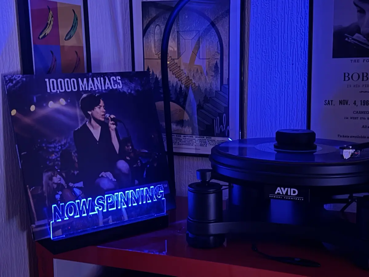 10,000 Maniacs Live: An Unplugged MTV Experience