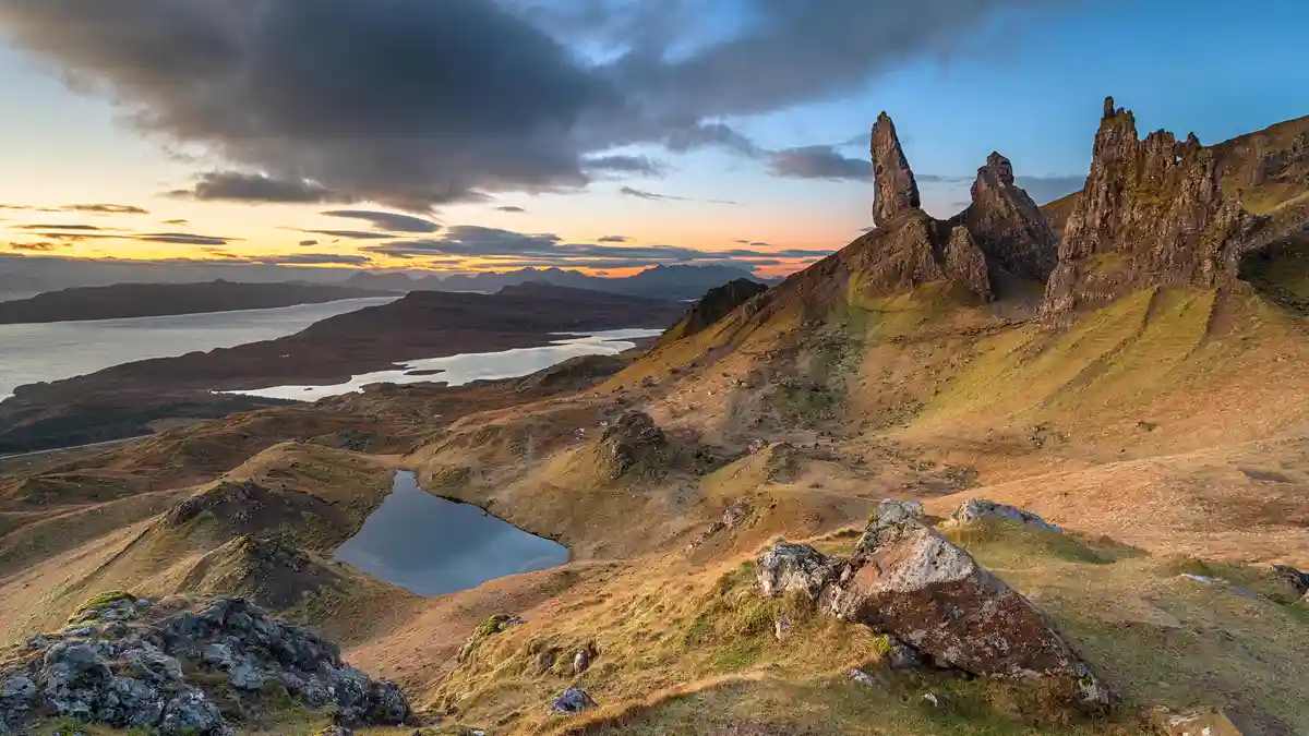 On the Isle of Skye, a rugged terrain unfolds, revealing millions of years of volcanic activity. The largest Inner Hebrides…