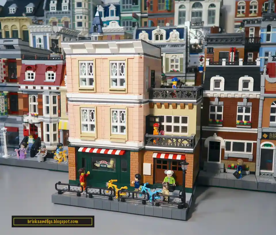 My Custom Central Perk Creation