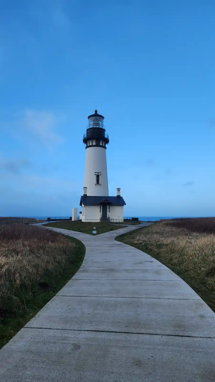 The stunning Yaquina Head Lighthouse in Oregon
