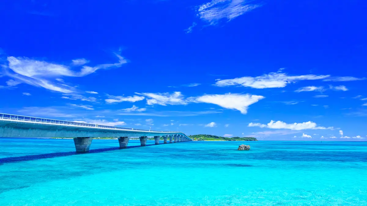 A breathtaking bridge leading to paradise