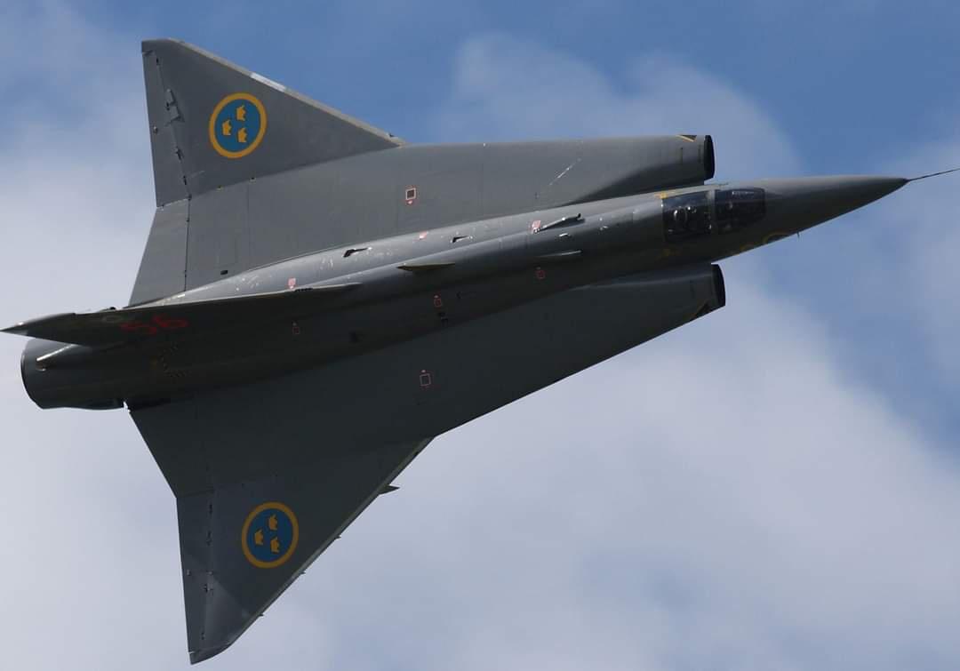 Celebrating my 16th with the iconic Saab Draken!