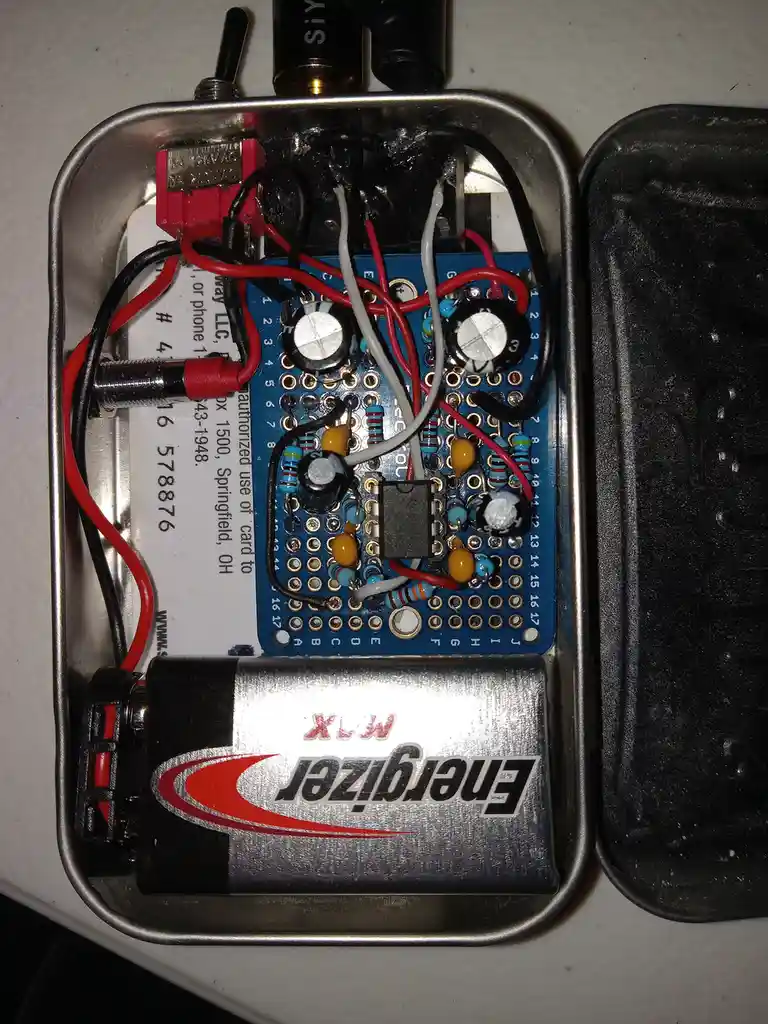 My Experiment: Fitting Headphone Amps into Altoids Tins