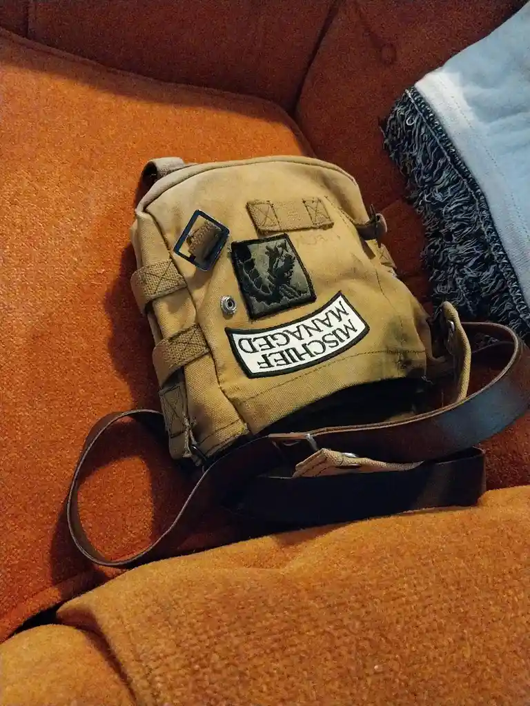 My Bag Has a Personality: Check Out This Quirky Face!