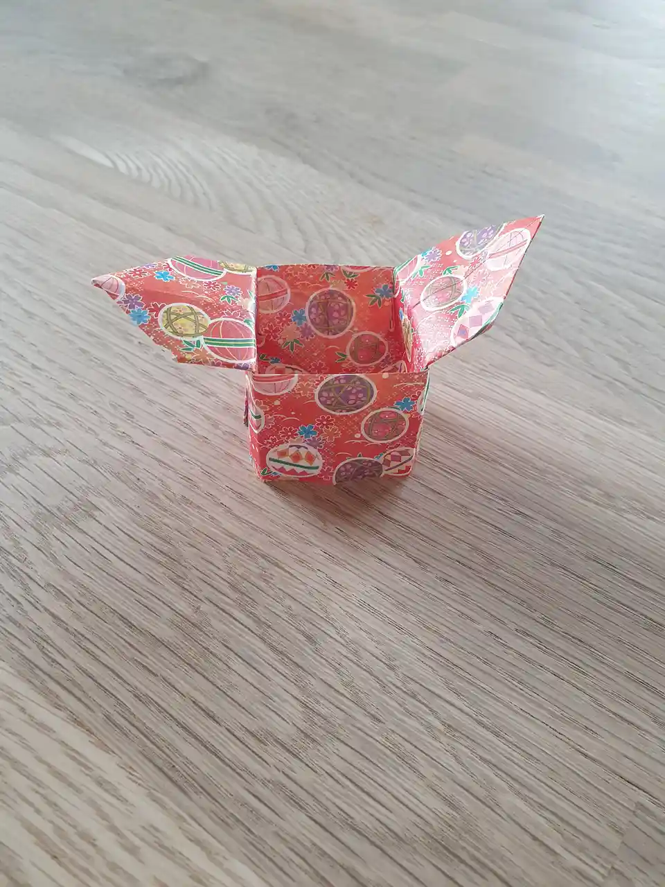 Exploring origami for the art crawl: Creativity unfolds