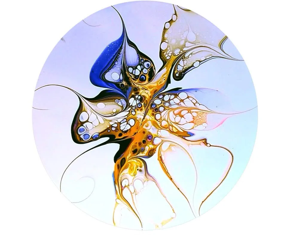Captivating Fluid Art Creations