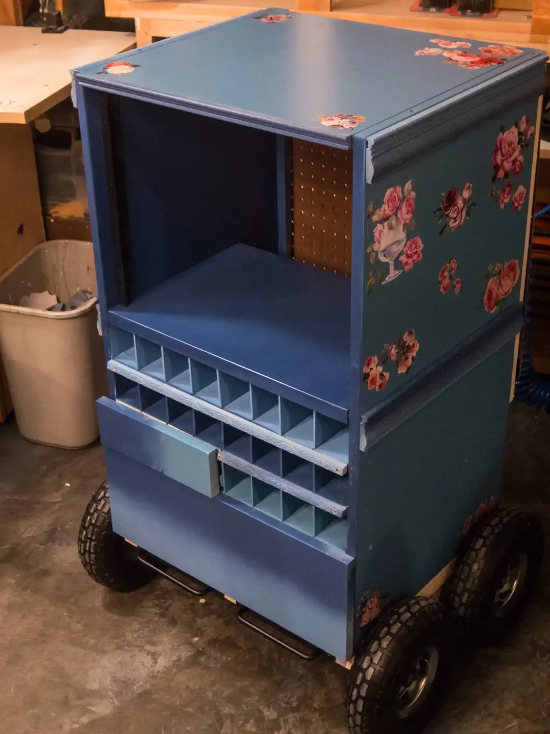 Crafted a Cozy Cottagecore Mobile Audio Setup